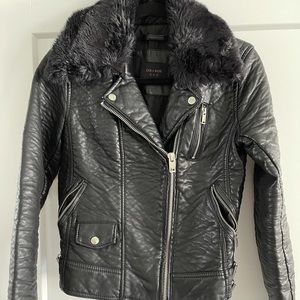 ZARA BASIC FAUX LEATHER HACKET WITH FAUX FUR